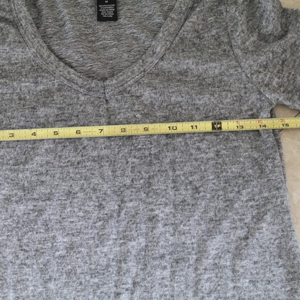 SOLD Rue 21 Grey Long Sleeve Sweater Top - Picture 5 of 6